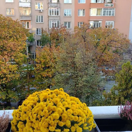 Sofia Center Chic Suite - Separate Kitchen And Balcony Apartmán