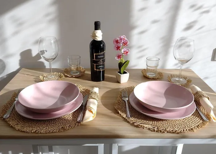 Center Chic - Separate Kitchen And Balcony ソフィア